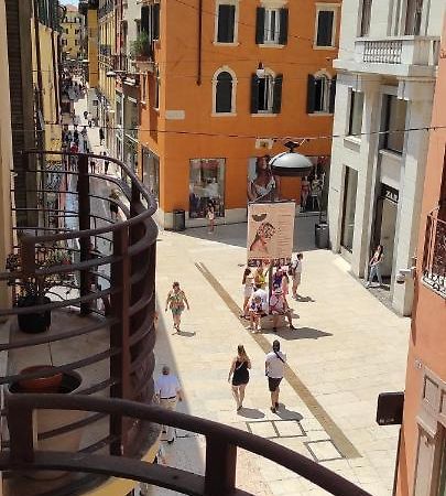 Apartment Centro Storico Verona , Samaritana N.4 المظهر الخارجي الصورة